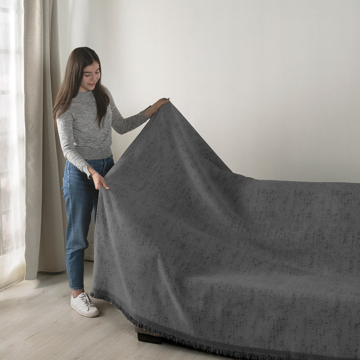 Cubierta De Sala Gris