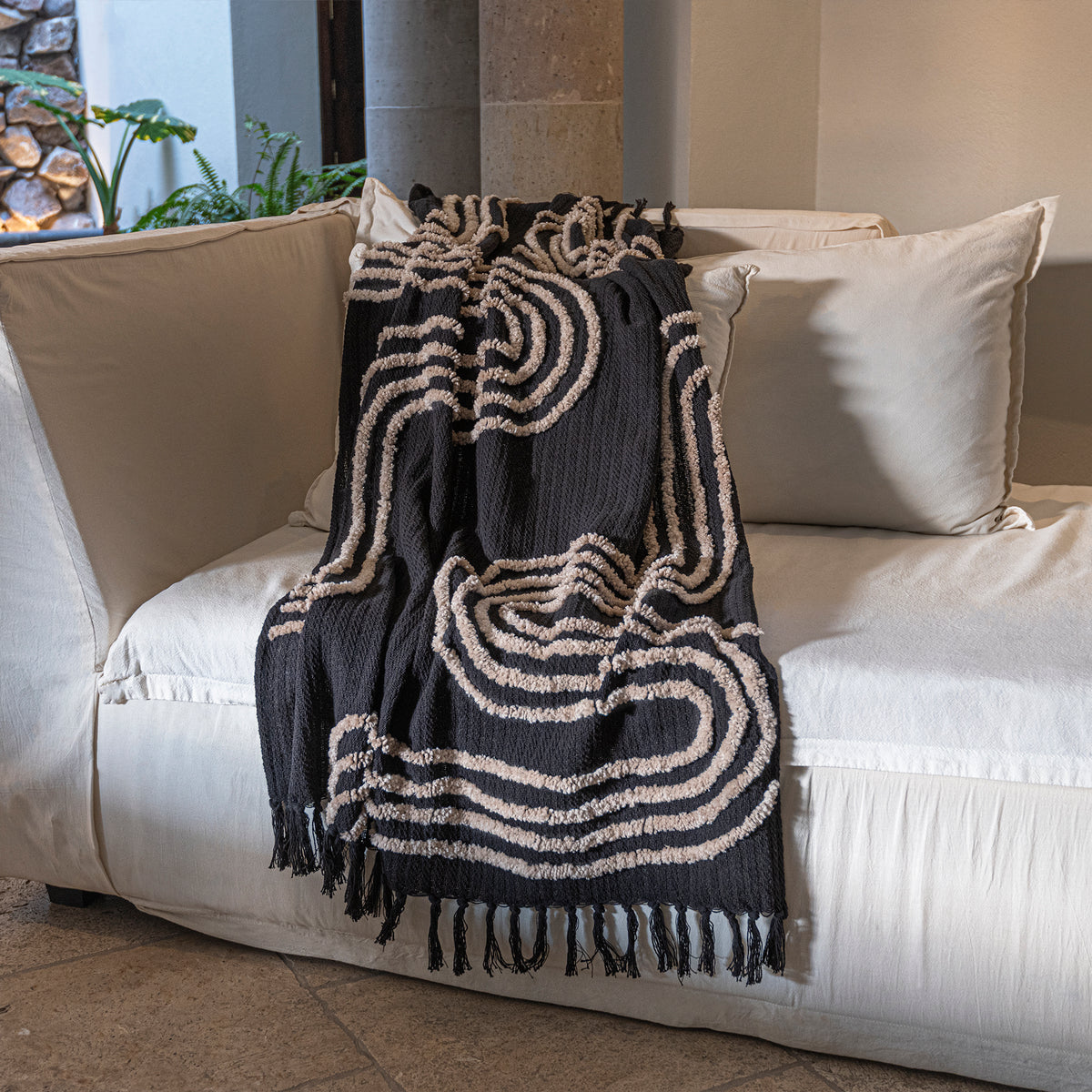 Cobertor Decorativo Mumbai Negro